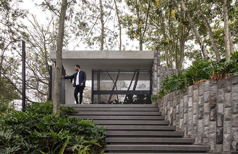 Casa en el Bosque by Gabriel Rivera Arquitectos