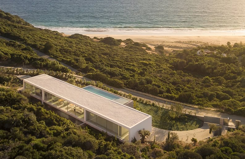 Casa en el Aire by Fran Silvestre Arquitectos
