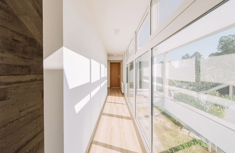 Casa na marina. Una propiedad que le da un lugar protagónico al hormigón