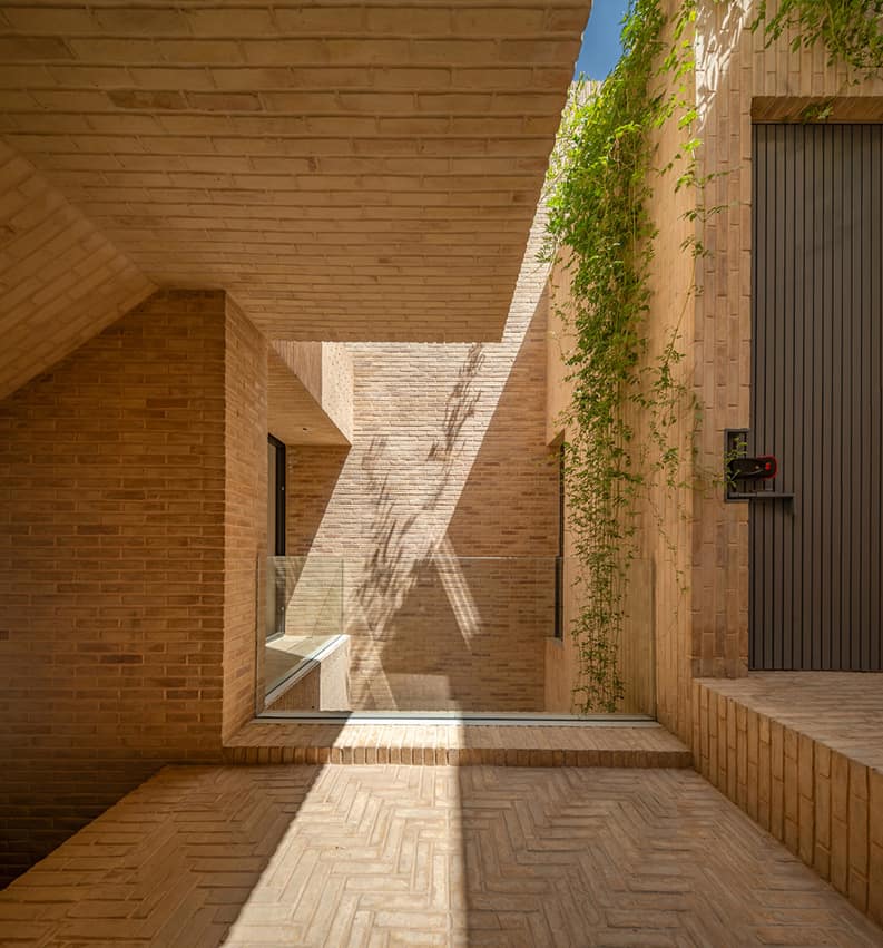 Casa número 10, USE Studio, Mohammad Soroosh Jooshesh