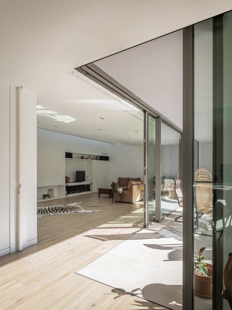 Casa silos 8, Mariano Molina Iniesta, Alberto Amores