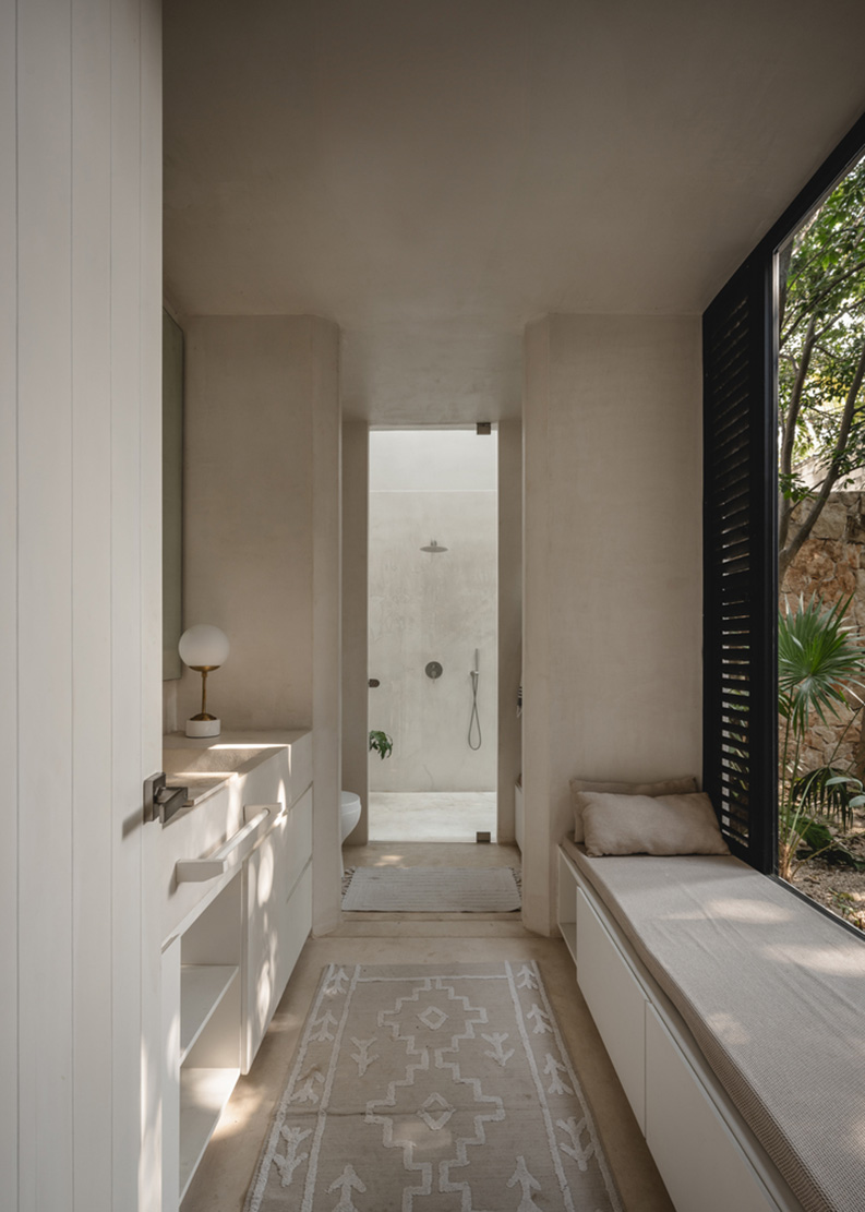 Casa–Estudio Monica Rezman by TACO