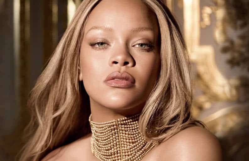Declaración audaz. Rihanna es la nueva musa de Dior J’Adore