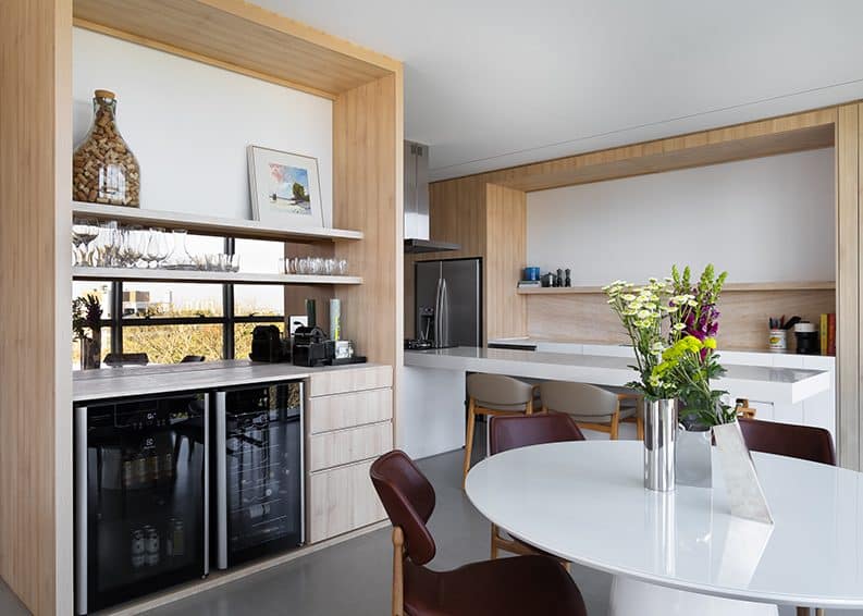 Departamento Whiskey by Rodolfo Fontana