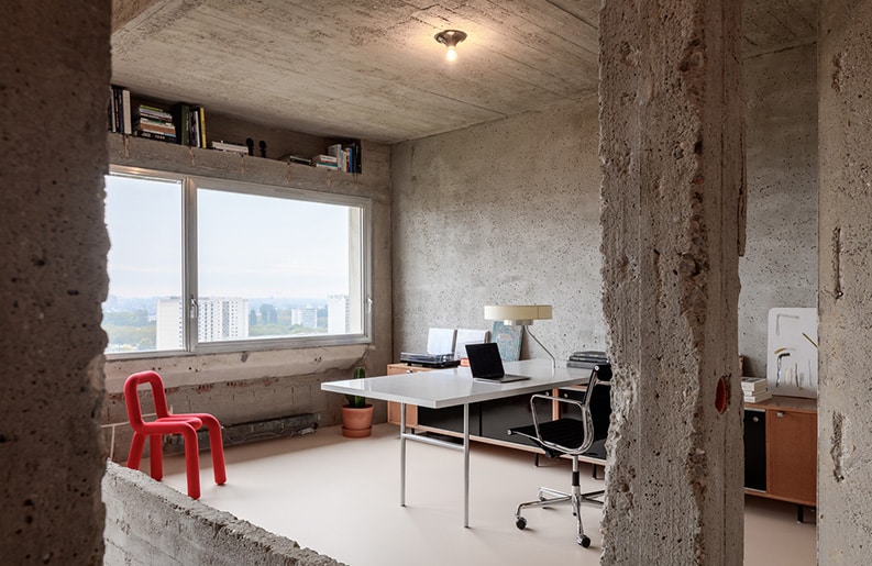 Dúplex brutalista en la Torre Riverside, Olmo Peeters, Matthijs van der Burgt, Estudio Okami Architects