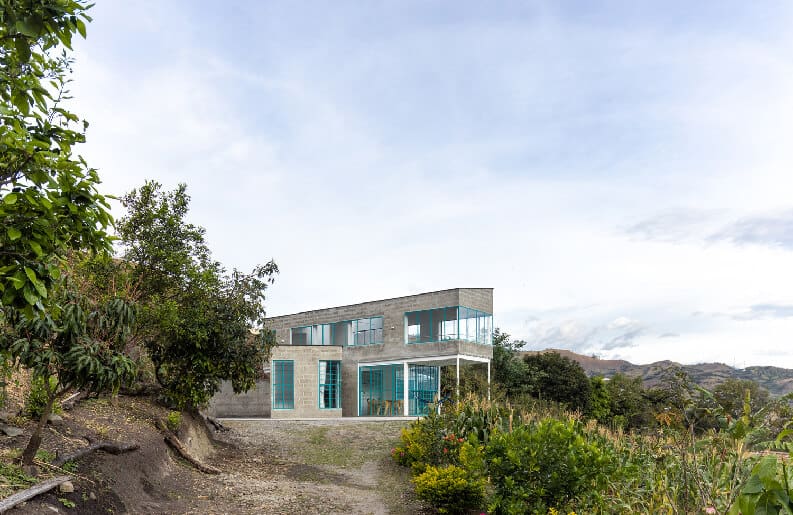Free House, Chip Studio, Nicolás Provoste C, Malacatos, Ecuador