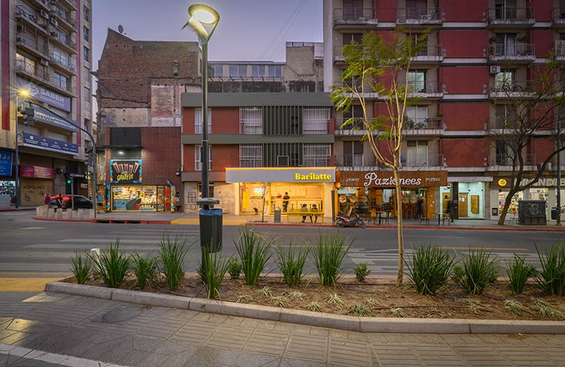 Heladerías Barilatte Chacabuco, ESTUDIO MONTEVIDEO, Gonzalo Viramonte