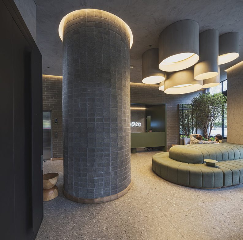 Hotel Heiss by Plan:b arquitectos