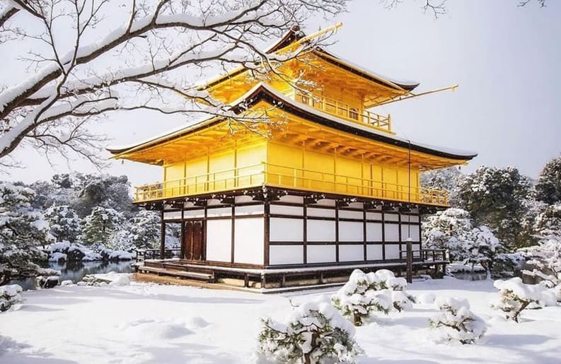 KINKAKU JI EL TEMPLO DE ORO PORTADA