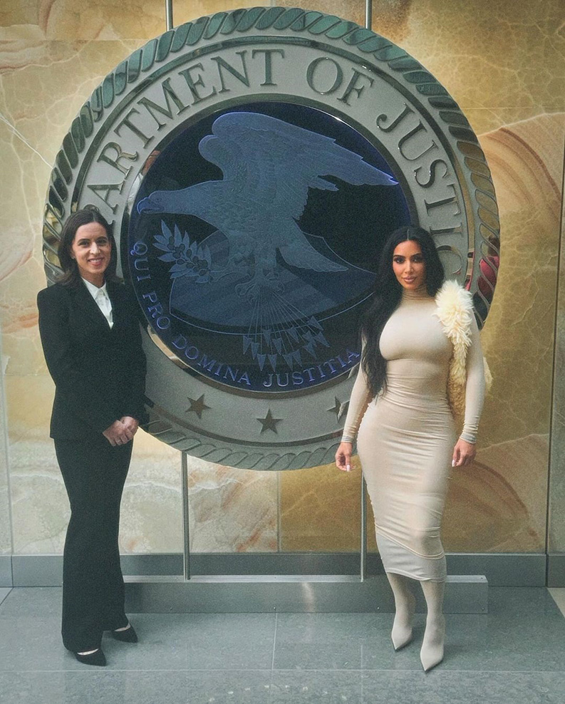 Kim Kardashian. De figura polémica a empresaria influyente y activista comprometida