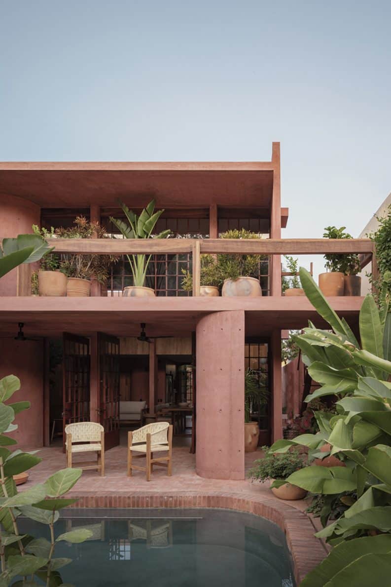 La Casa Roja by Ángel García Estudio