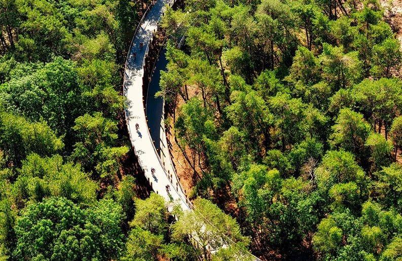 Limburg. Pedalear a través de un lago