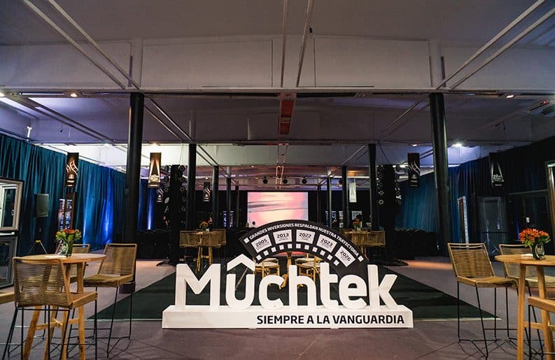 20 AÑOS DE INNOVACIÓN Y DISEÑO EN PVC // MUCHTEK