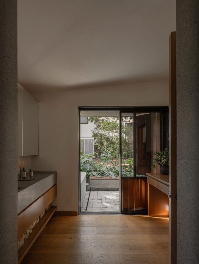 Malvas 59 by Estudio Radillo Alba
