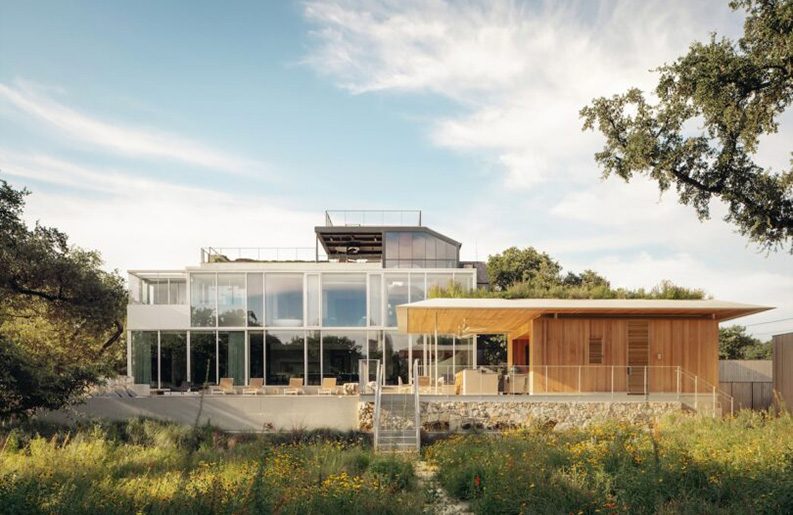 Casa en Austin by Michael Hsu