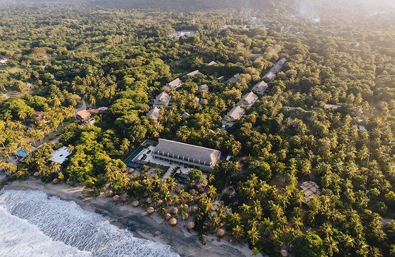 Así es NAIO Hotel & Villas
