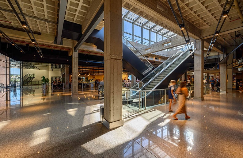 Nuevocentro Shopping. Una remodelación estructurada y elegante de un lugar icónico