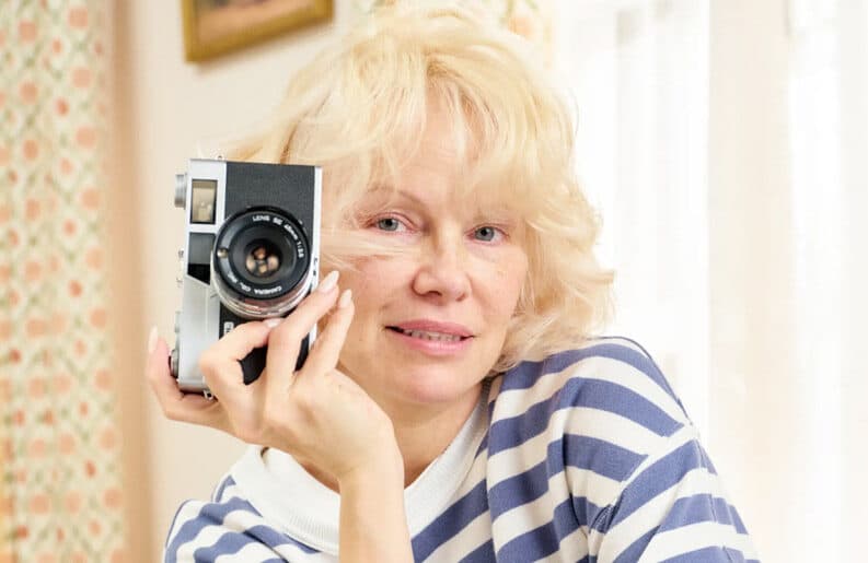 Pamela Anderson dice no a los modelos de IA