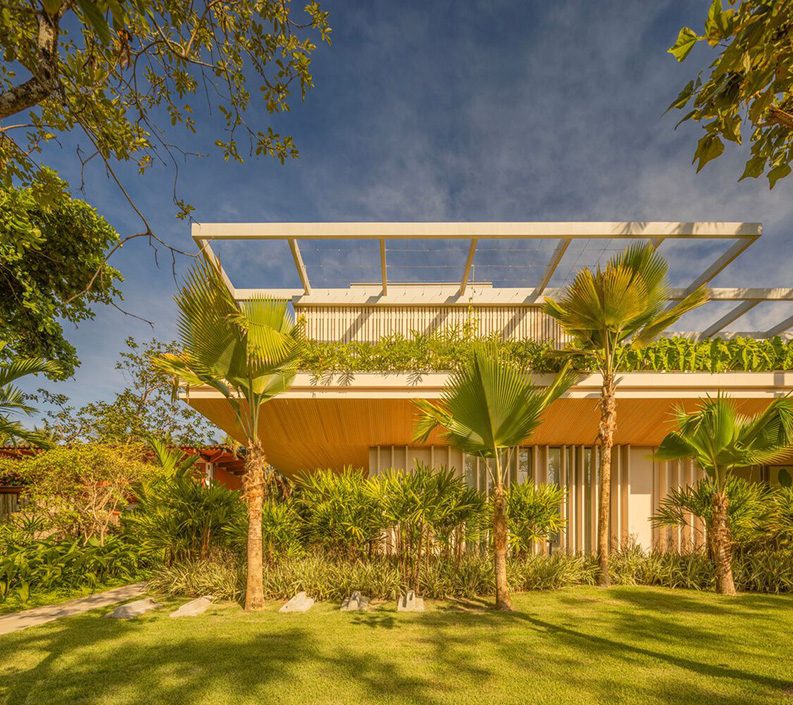 Residencia BRM by Jacobsen Arquitetura