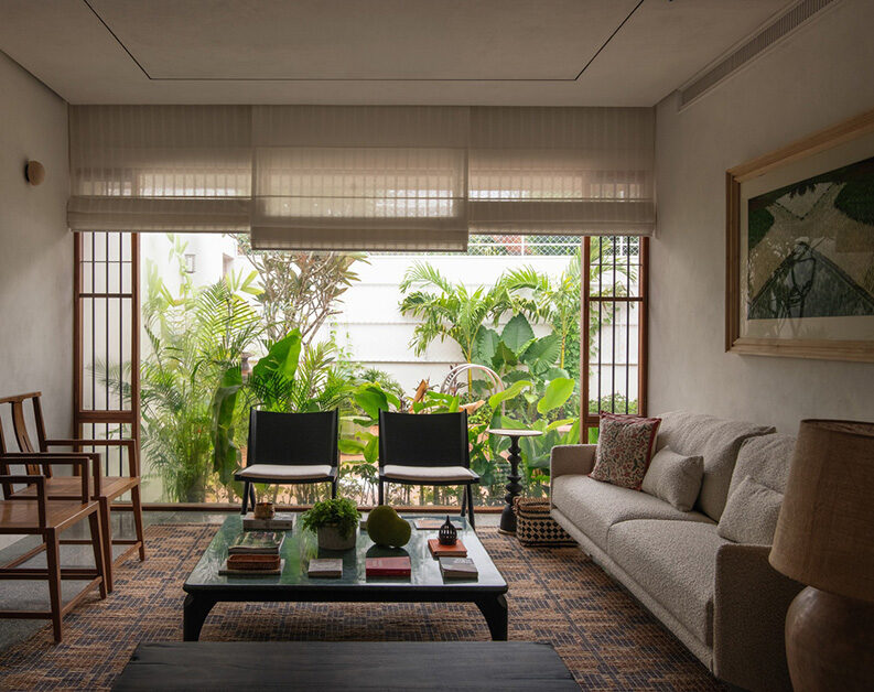 Residencia Ochre by Thought Parallels