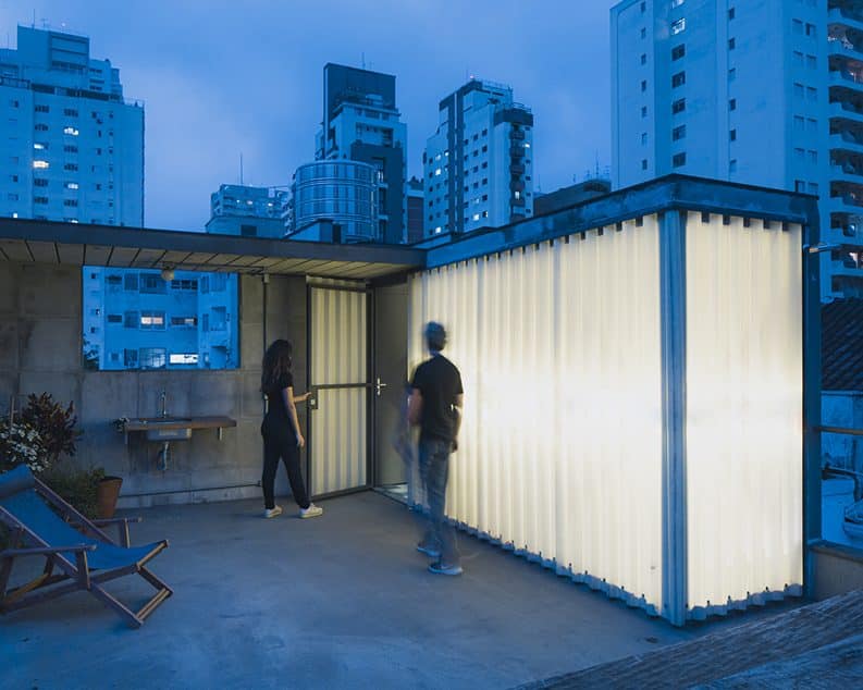 Residencia en Pinheiros by 23 SUL