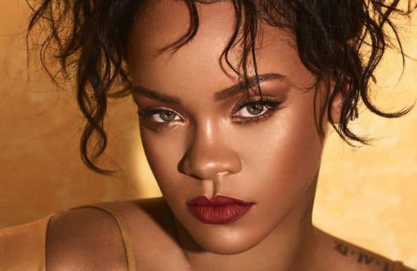 Así es la mansión de Rihanna en Beverly Hills