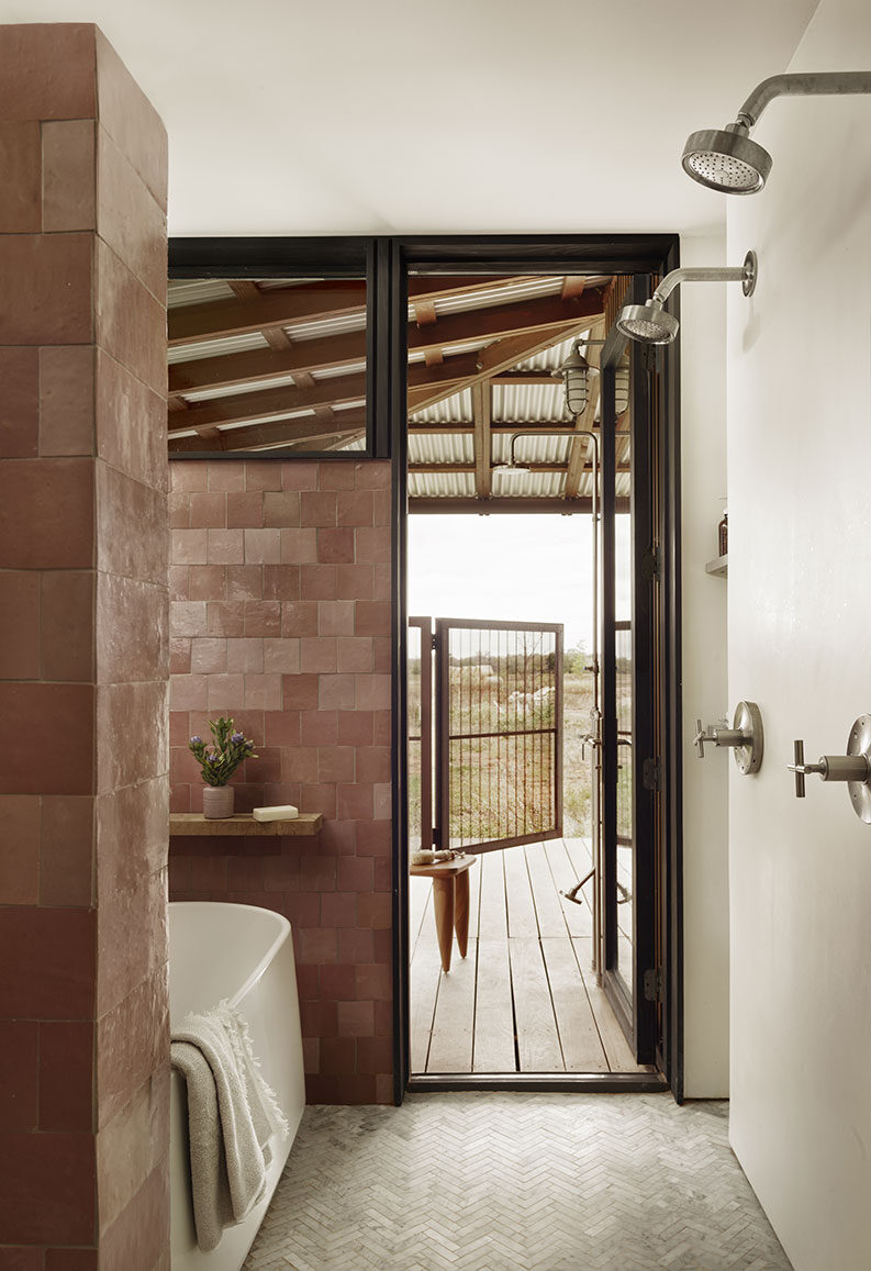 Roam Ranch by Baldridge Architects