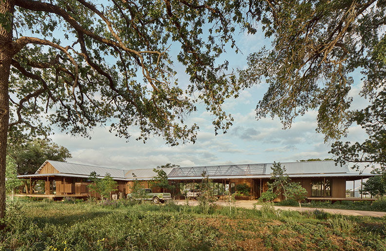 Roam Ranch by Baldridge Architects