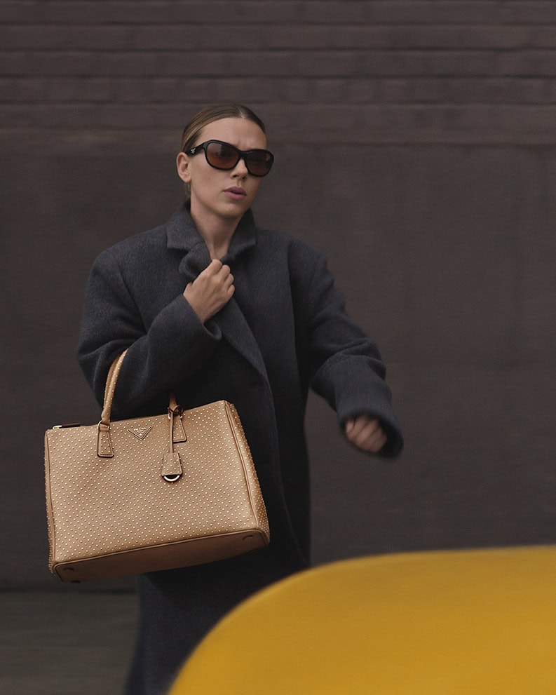 Nuevo Ícono de Estilo. Scarlett Johansson protagoniza la campaña de Prada Galleria