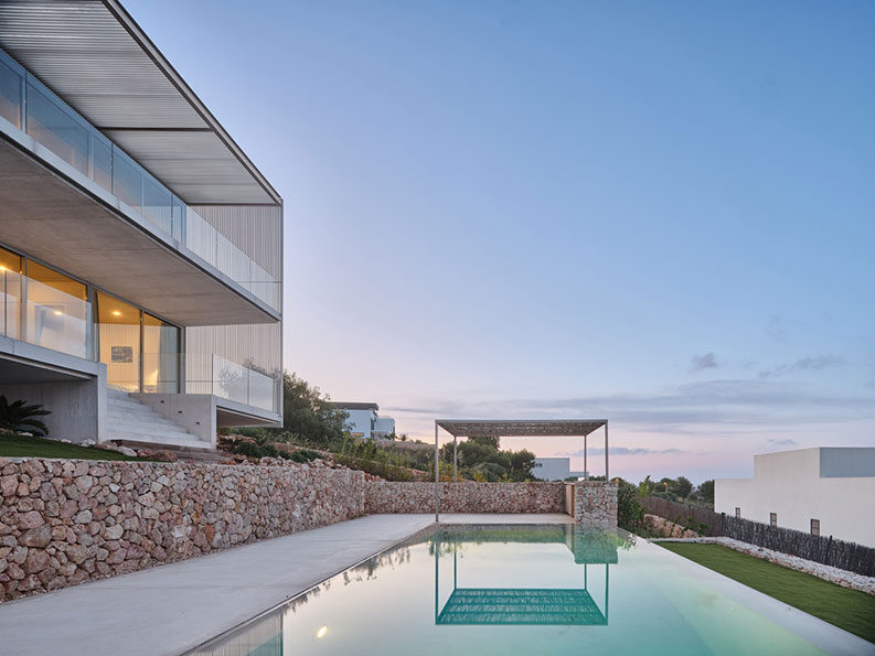 Steel House by NOMO STUDIO