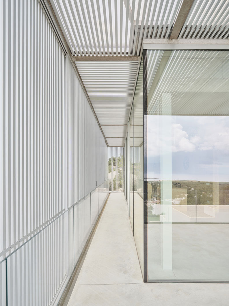 Steel House by NOMO STUDIO