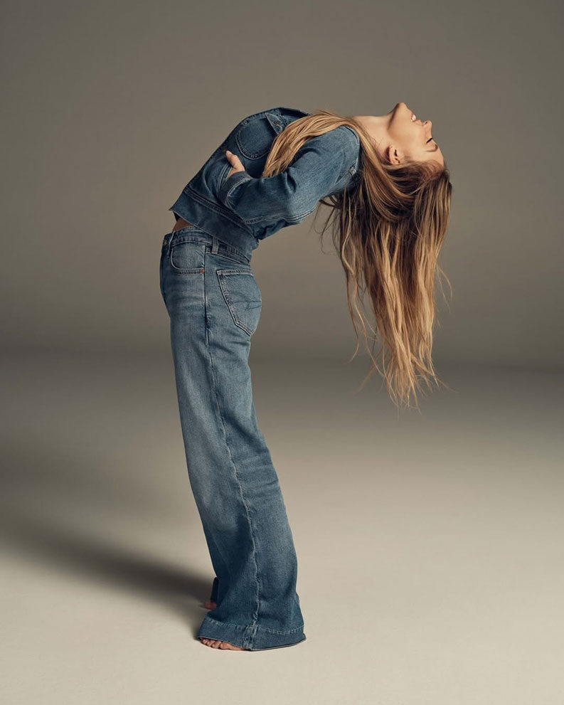 Sydney Sweeney x American Eagle