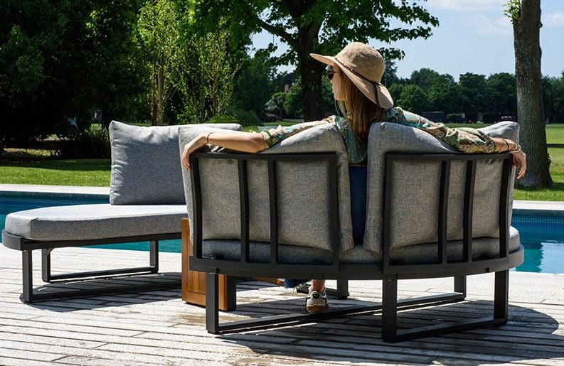 Tolder redefine el lujo y confort en el exterior con su nueva colección de muebles