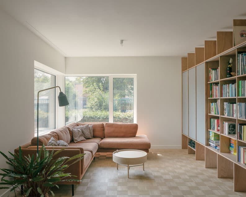 Una Casa con Sombrero