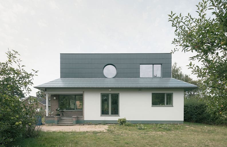 Una Casa con Sombrero