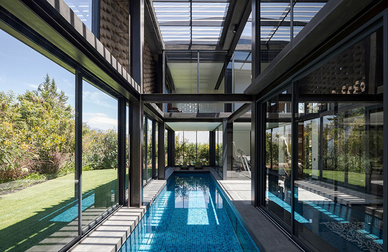 Una Casa en los Andes by ODD ARCHITECTS