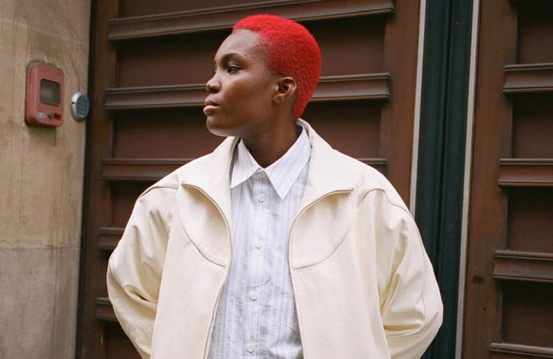 Viajar como artista. Los destinos que le cambiaron la vida a Arlo Parks