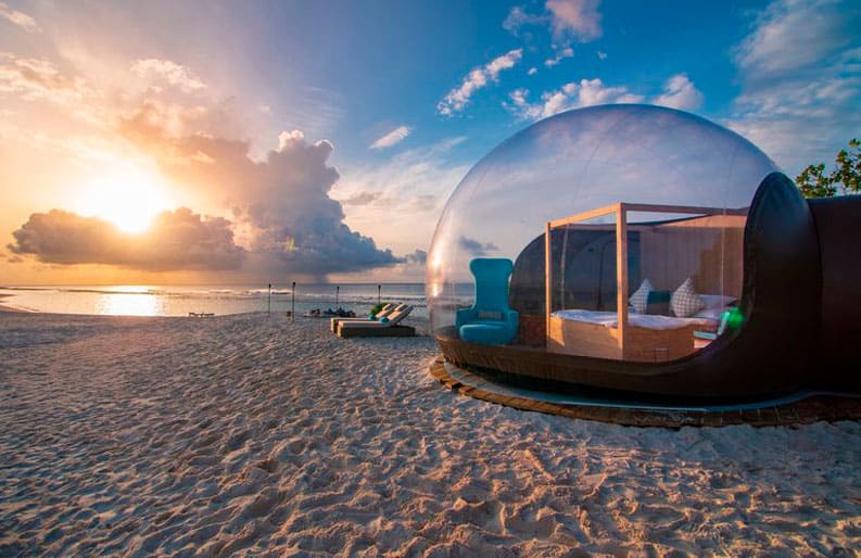 finolhu beach bubble tent