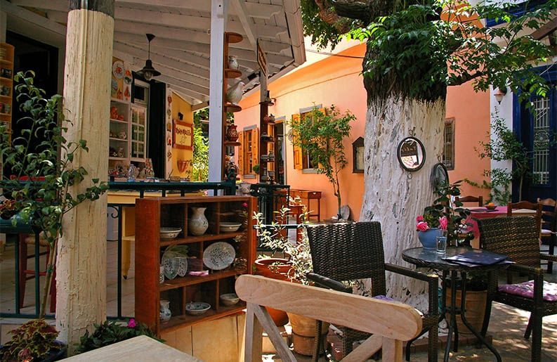 Renovación fácil. Cómo los tornillos pueden transformar tus muebles antiguos